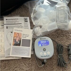 Ameda Breast Pump Kit with Digital Display
